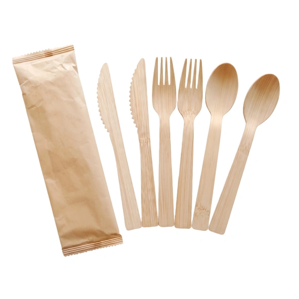 Cubiertos desechables de bambú